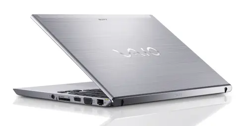 Trải nghiệm với màn hình công nghệ LED trên ultrabook Sony Vaio T11