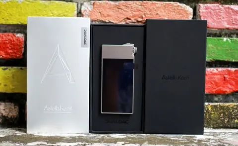 Mục sở thị máy nghe nhạc Astell & Kern AK 120 II giá 38 triệu