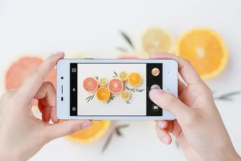 Oppo Joy 3: Smartphone nhỏ gọn, tinh tế có giá 3,19 triệu đồng