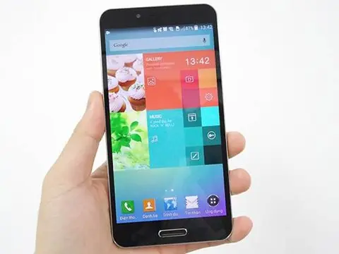 Trên tay smartphone “già nua” Pantech Vega Secret Up A900L