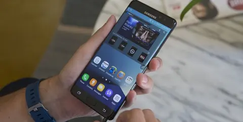 Vẫn còn rất nhiều người dùng Mỹ “yêu quá” không muốn trả Galaxy Note 7