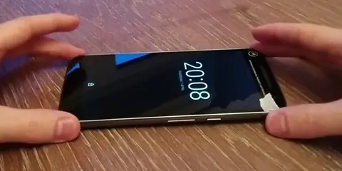 Video trên tay Moto G thế hệ thứ 4: Không xuất hiện cảm biến vân tay?