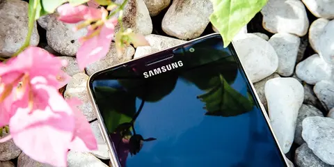 Samsung Galaxy A5 2016 “đời thường” đẹp mê ly 