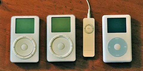 Sốc khi biết giá hiện tại của những chiếc iPod cũ này