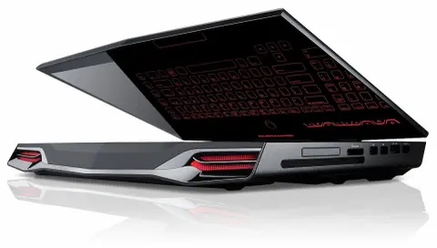 Top 4 laptop chơi game cấu hình khủng, "chiến" tốt PUBG, CS:GO và Liên Minh Huyền Thoại