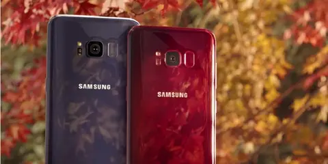 Xuất hiện hình ảnh trên tay thực tế siêu phẩm Samsung Galaxy S8 ‘’Burgundy Red’’!!!