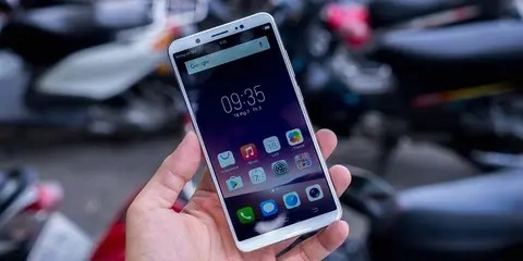 So sánh cấu hình 5 mẫu smartphone FullView trung cấp, hấp dẫn nhất thời điểm hiện tại