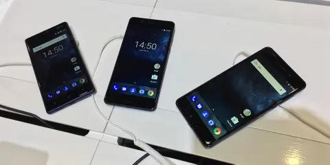 Điện thoại cục gạch, smartphone Nokia bán được bao nhiêu chiếc trong quý 3/2017?