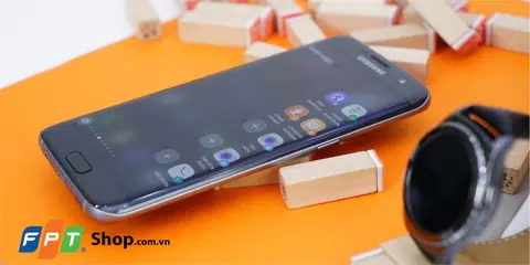 Top 5 smartphone màn hình cong đáng sở hữu nhất hiện nay
