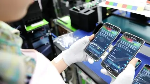 Có bao giờ bạn thắc mắc chi phí tạo ra smartphone của bạn là bao nhiêu và nó được bán ra như thế nào?
