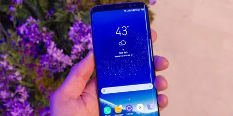 Chức mừng Sam Fan, giá thay màn hình Galaxy S8 “cực rẻ”.