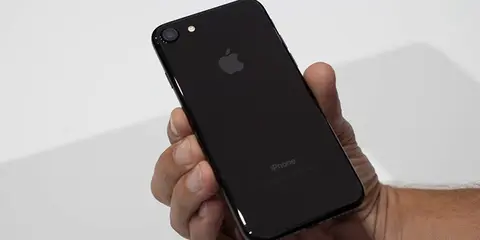 So sánh giá iPhone của các nước trên thế giới