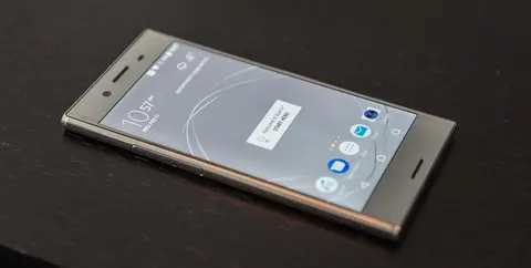 Một smartphone Sony chạy Android 8.0 bất ngờ xuất hiện
