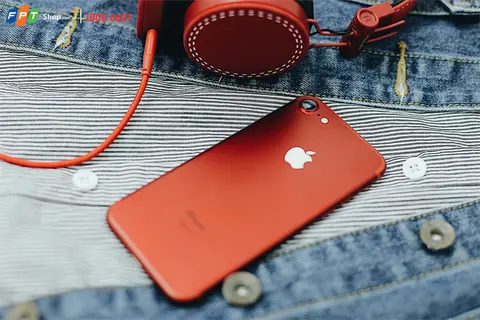 Sau thời gian "cháy hàng", iPhone RED đã trở lại tại FPT Shop