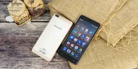 Khui hộp Masstel Juno S6: Camera kép, kết nối 4G, màn hình Full HD, giá chỉ 2,99 triệu