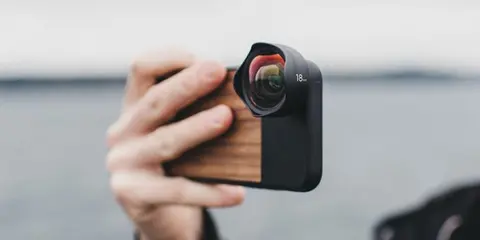 5 phụ kiện không thể thiếu khi mua iPhone X