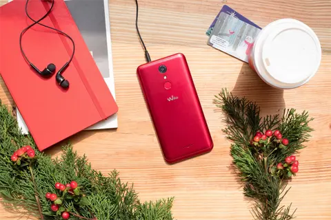 Mừng năm mới, FPT Shop tặng xe Mazda tiền tỷ dành cho khách hàng mua smartphone Wiko