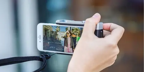 Bật mí những phụ kiện cực hữu ích cho việc "chơi Tết" thật hoàn hảo.