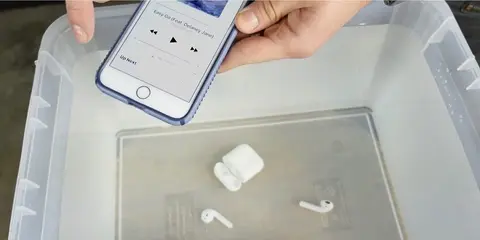 AirPods thế hệ tiếp theo sẽ có khả năng chống nước, ra lệnh bằng "Hey Siri"