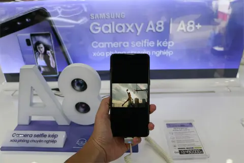 FPT Shop tặng ngay phiếu mua hàng phụ kiện 1 triệu khi mua Galaxy A8 và Galaxy A8+