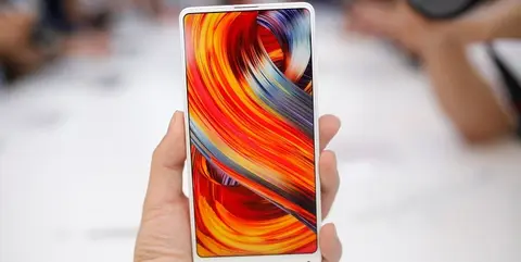 Xiaomi Mi MIX 2S tiếp tục lộ ảnh thực tế cả mặt trước và mặt sau