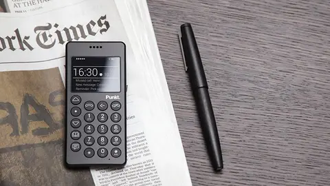 4 điện thoại nhỏ gọn rất đáng để mua cho năm 2018