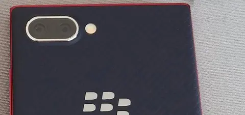 Rò rỉ hình ảnh về KEY2 Lite với nhiều điểm khác biệt so với phiên bản BlackBerry KEY2 tiêu chuẩn