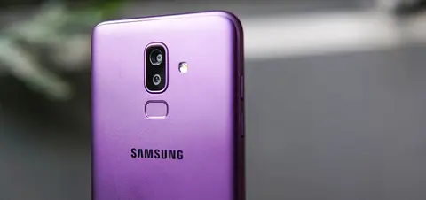 Galaxy J8 đang giảm giá đến 600.000 đồng, liệu có đáng mua?