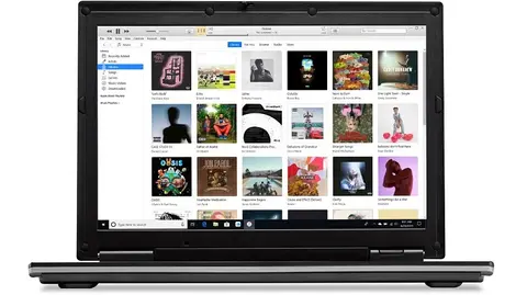 Apple tuyển dụng kỹ sư để đưa các ứng dụng truyền thông mới lên Windows