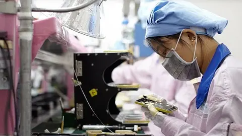 Các nhà cung cấp Apple lao đao vì iPhone suy giảm