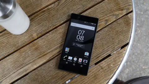 Sony hiện đang rút khỏi hầu hết các thị trường smartphone trên toàn cầu