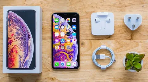 Lòng trung thành của người dùng iPhone rơi xuống mức thấp nhất