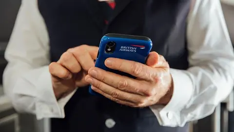 British Airways mua 15.000 chiếc iPhone XR tặng phi hành đoàn