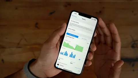 Thay pin “lô”, người dùng iPhone có thể bị Apple khóa máy