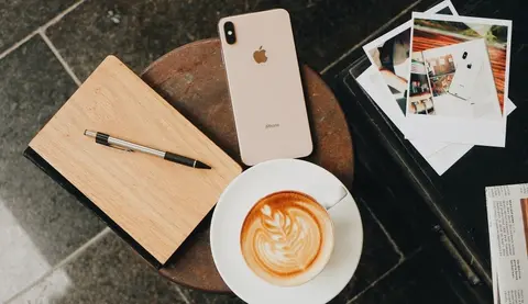 Trước thềm ra mắt iPhone 2019, giá bán iPhone hiện tại ở FPT Shop là bao nhiêu?