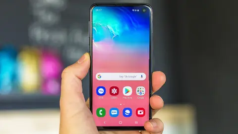 Đâu là smartphone nhỏ gọn đáng mua nhất hiện nay?