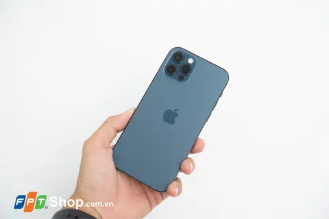 iPhone 12 series quá “hot”, đã có hơn 40.000 khách đặt trước tại FPTShop, đặt ngay kẻo lỡ!