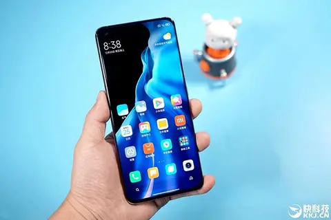 Rò rỉ mới tiết lộ sự khác biệt giữa Xiaomi Mi 11 và Mi 11 Pro
