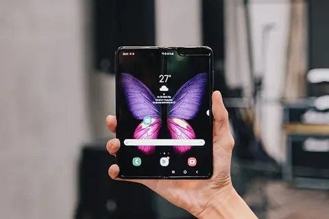 Báo cáo: Samsung Galaxy Fold 2 sẽ ra mắt với ít nhất 2 biến thể màu sắc