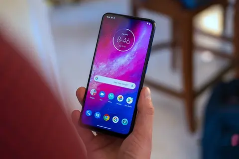 Motorola One Fusion với pin 4,000 mAh vừa đạt chứng nhận FCC, sắp sửa ra mắt?