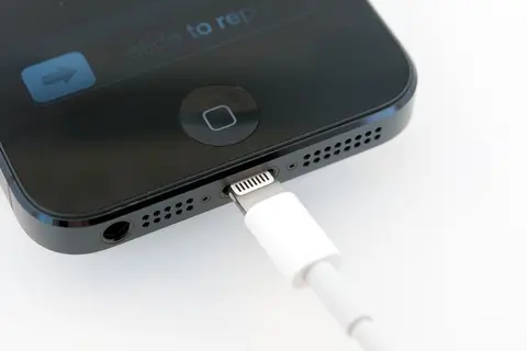 Cổng Lightning là gì? Tìm hiểu về cổng kết nối Lightning của Apple