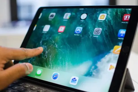iPad Pro 10.5 inch bị lỗi khởi động lại liên tục sau khi cập nhật phần mềm