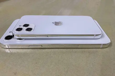 Thiết kế iPhone 12 series tiếp tục lộ diện qua ảnh mô hình