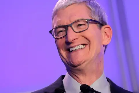 Giám đốc điều hành Apple - Tim Cook quyên góp 5 triệu USD cho các tổ chức từ thiện