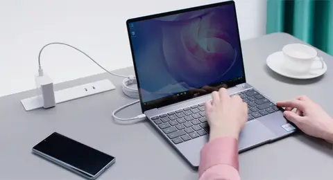 Laptop cao cấp Huawei Matebook 13 chính thức ra mắt tại Việt Nam