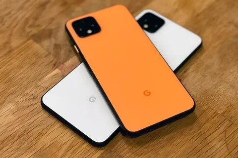 Google Pixel 5 không chỉ hỗ trợ 5G mà còn đi kèm màn hình AMOLED rất rộng, tốc độ làm tươi 120Hz mượt mà