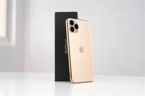Những chiếc iPhone, iPad đang có giá cực tốt tại F.Studio mà bạn không muốn bỏ qua