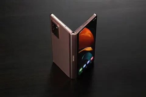Đây là mọi thứ chính thức về Samsung Galaxy Z Fold 2: Màn 120Hz, giá 1999 USD
