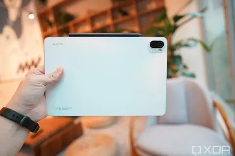 Trên tay Xiaomi Pad 5: Thiết kế hiện đại, Snapdragon 860, màn 120Hz, giá chỉ 8.99 triệu