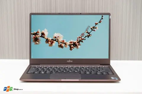 Fujitsu CH: Mẫu laptop ấn tượng đến từ Nhật Bản